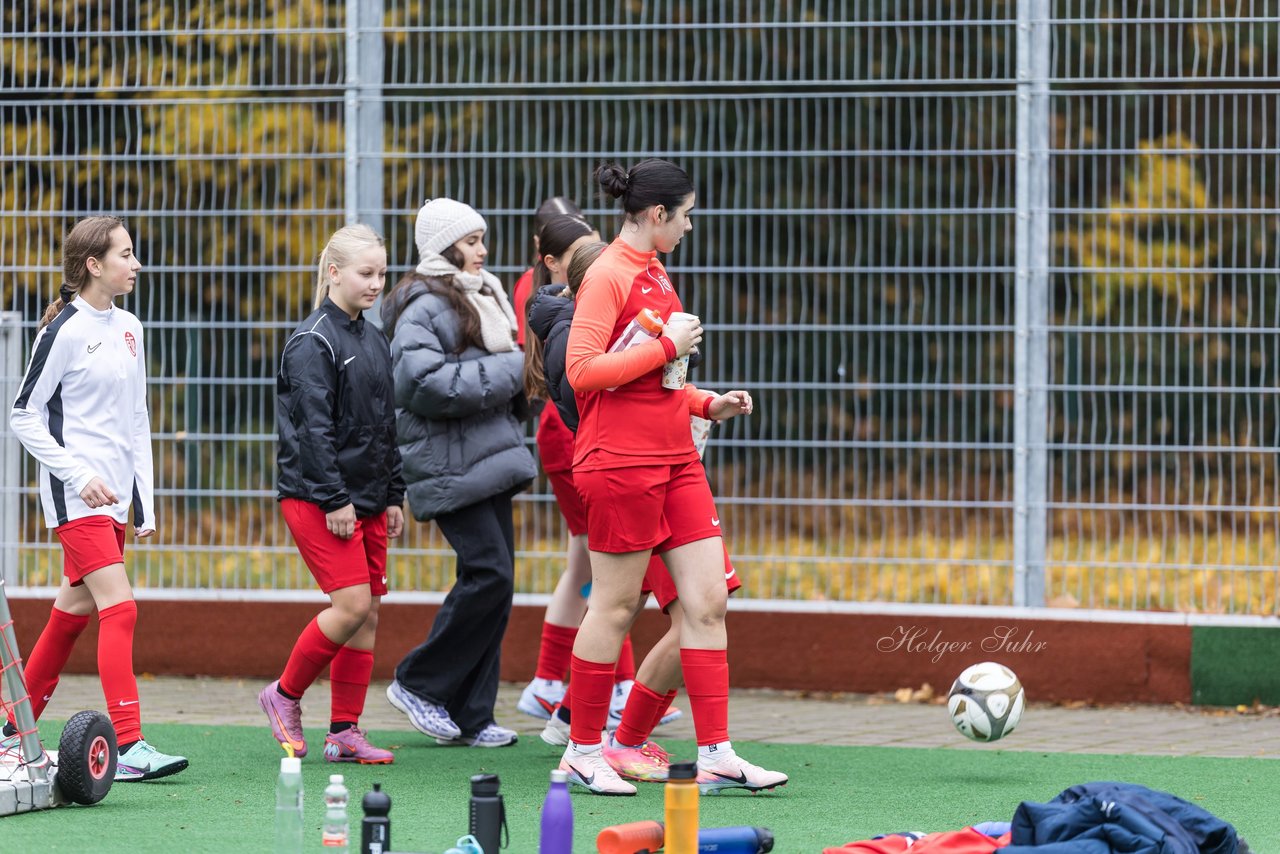 Bild 96 - wCJ VfL Pinneberg - Eimsbuettler TV : Ergebnis: 0:3